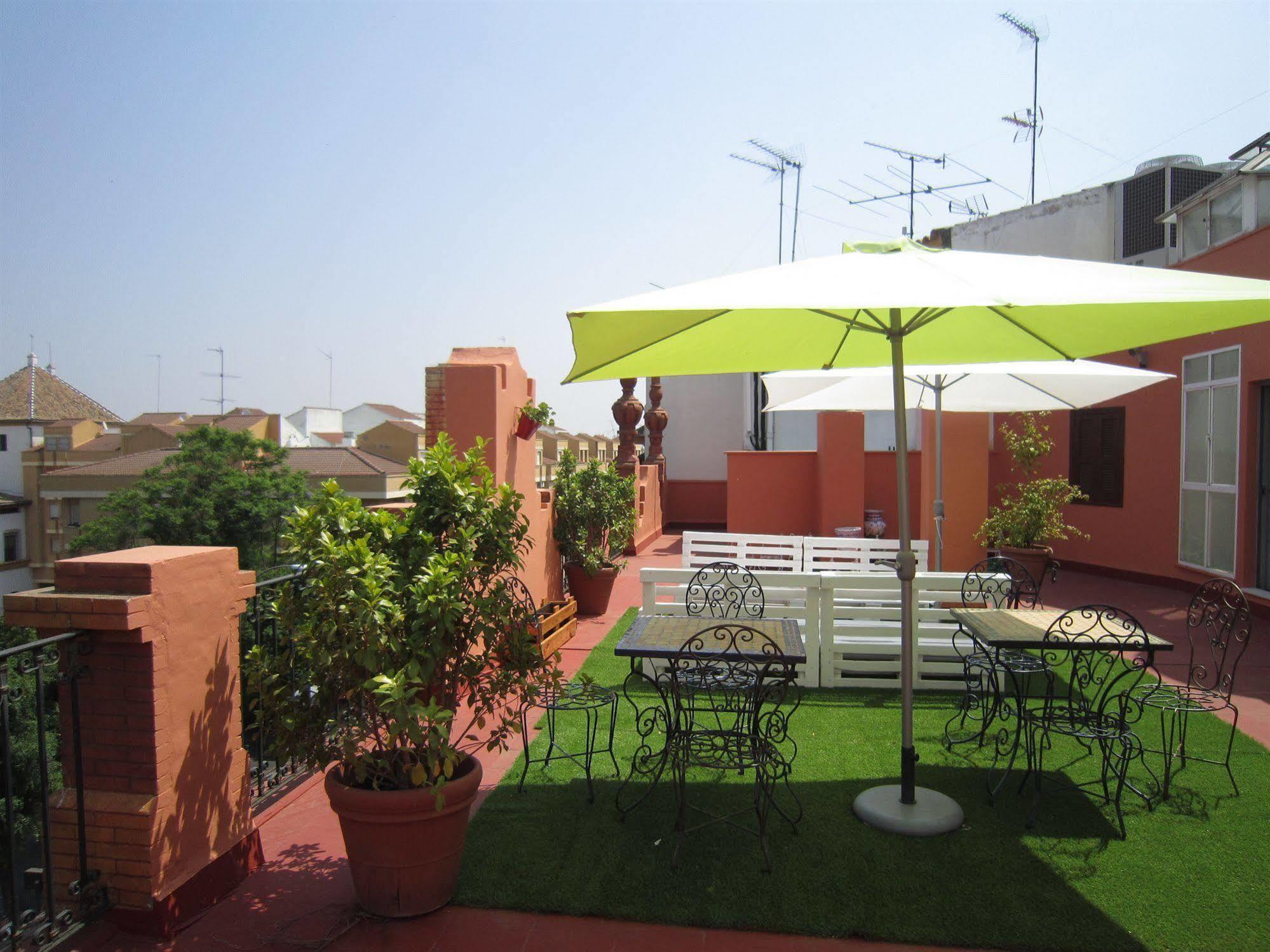 Hotel Baco Seville Luaran gambar